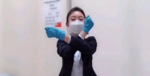 卖手机的小姐姐跳舞动图,小姐姐手机店热舞风采