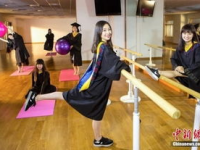 学士服写真济南,学士服写真下的青春印记