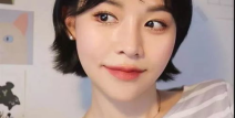 短发地产小姐姐,时尚与专业的完美融合